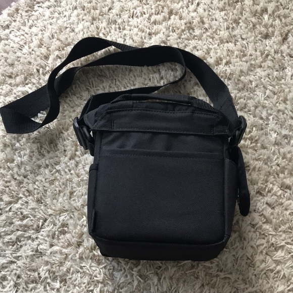 Tamrac 3535 Camera Bag - Picture 5 of 9